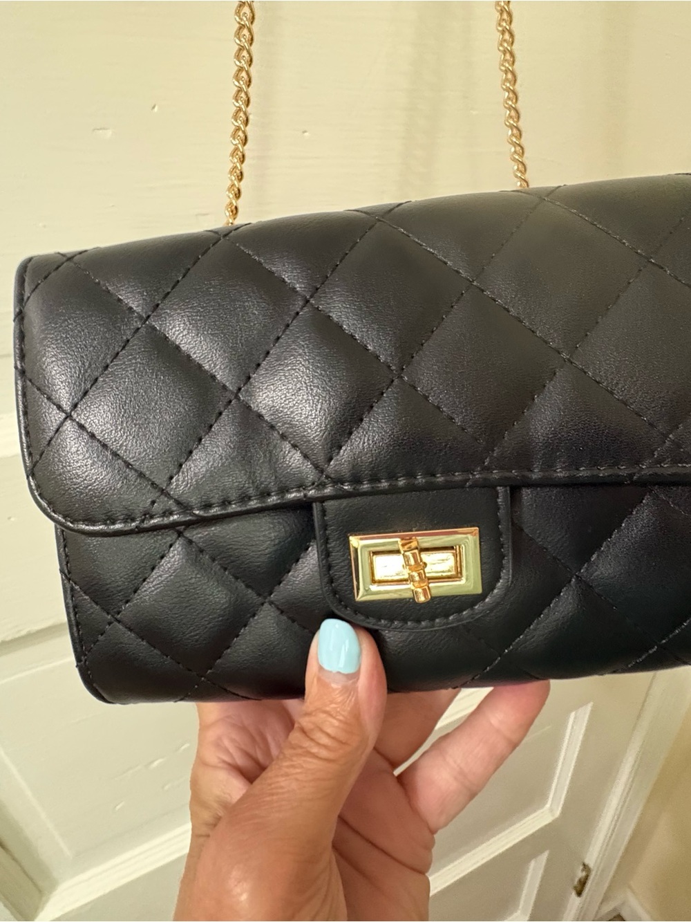 Kelly and Katie Classic Black Quilted Chain Shoulder Bag/Clutch w/ Gold Hardware